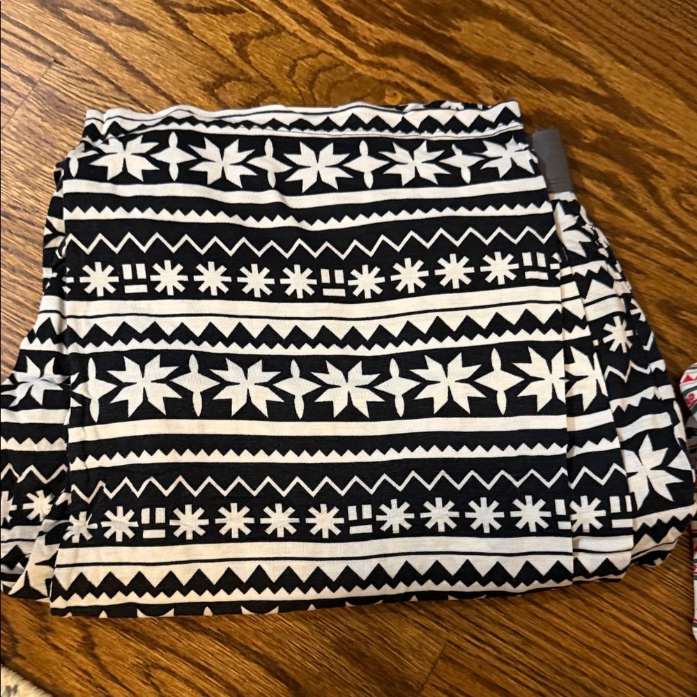 Tommy John XL Black and White Geometric Patterned PJ Pants